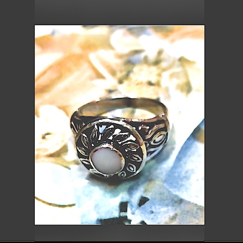 MOTHER OF PEARL STERLING SILVER RING 6 1/2 SILVER LEAFS or FEATHERS .925 - Picture 5 of 7